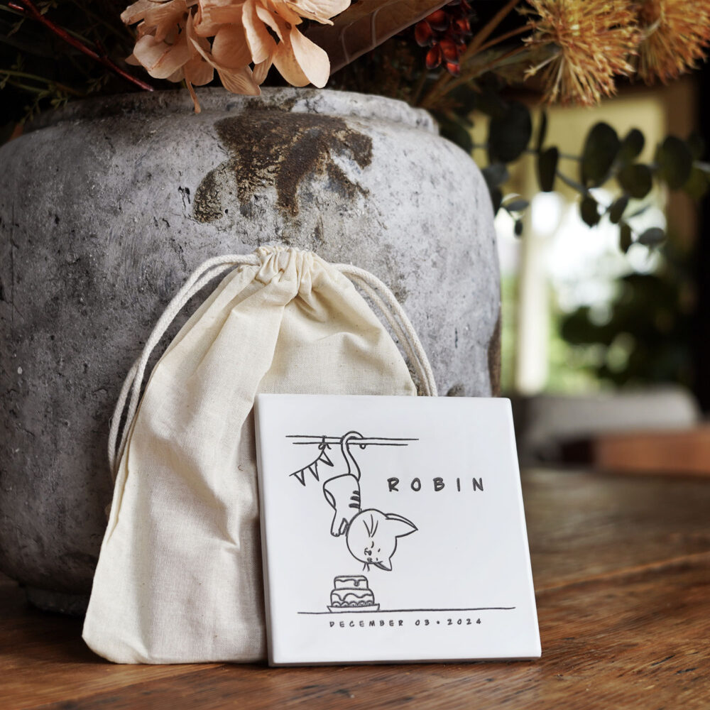 Birth Tile with kitten and custom name