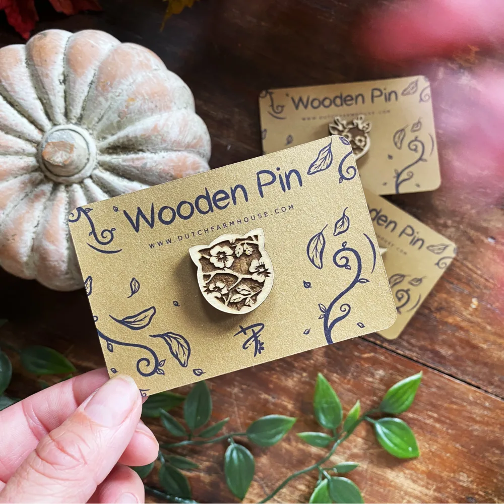 pins 2 Wooden Pin - Deer